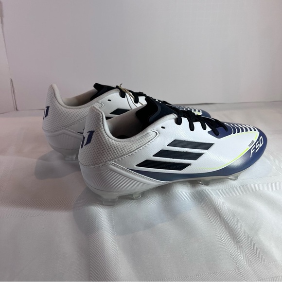 ***NWT***Adidas Men's Messi Soccer Cleats - Picture 6 of 11